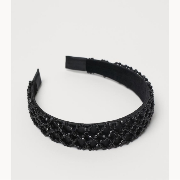 Wide hairband covered in satin and decorated with plastic beads.H&M - Picture 3 of 4